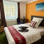 Strand-hotel