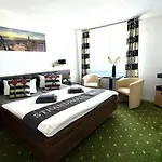 Strand-hotel