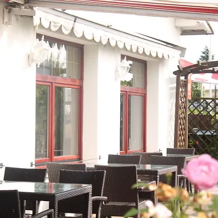 Strand-hotel Hotel 3*